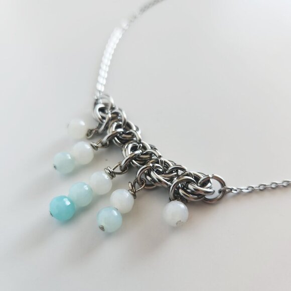 Vintage antique V-shaped pearl necklace with a small silver chain - Picture 5 of 6